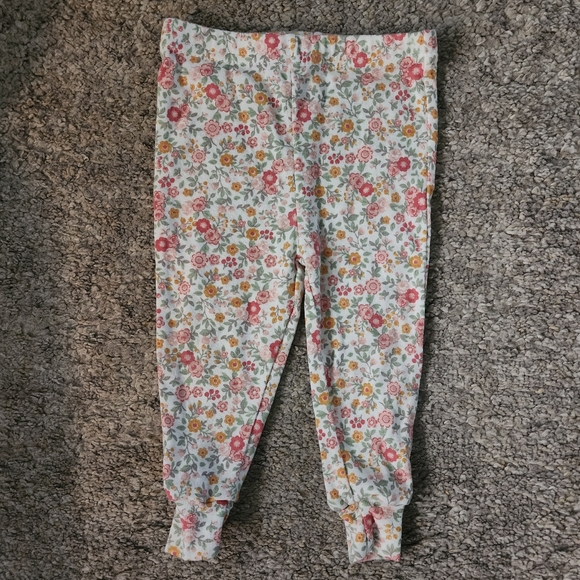 4pc Bundle 12M Nicole Miller Little Lass Baby and Garanimals pj's top shorts - Picture 4 of 7